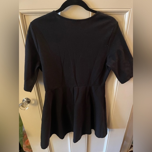Topshop Skater Fit and Flare Black a Textured 3/4 Sleeve Mini Dress Size 10. - Picture 2 of 5